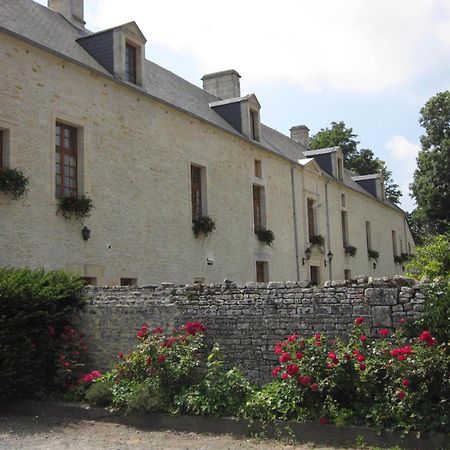 Hotel Le Manoir De Mathan Crepon A La Campagne 5 Mn D'Arromanches Et 10 Mn De Bayeux מראה חיצוני תמונה