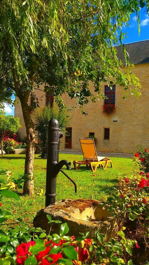 Hotel Le Manoir De Mathan Crepon A La Campagne 5 Mn D'Arromanches Et 10 Mn De Bayeux מראה חיצוני תמונה