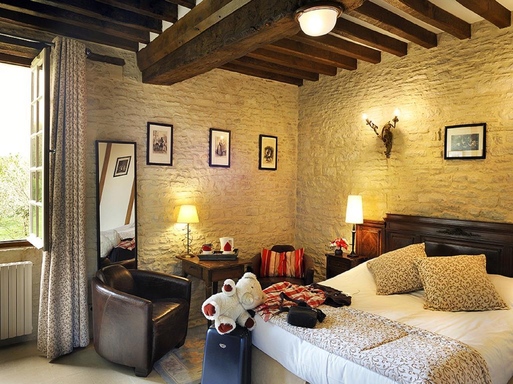 Hotel Le Manoir De Mathan Crepon A La Campagne 5 Mn D'Arromanches Et 10 Mn De Bayeux חדר תמונה