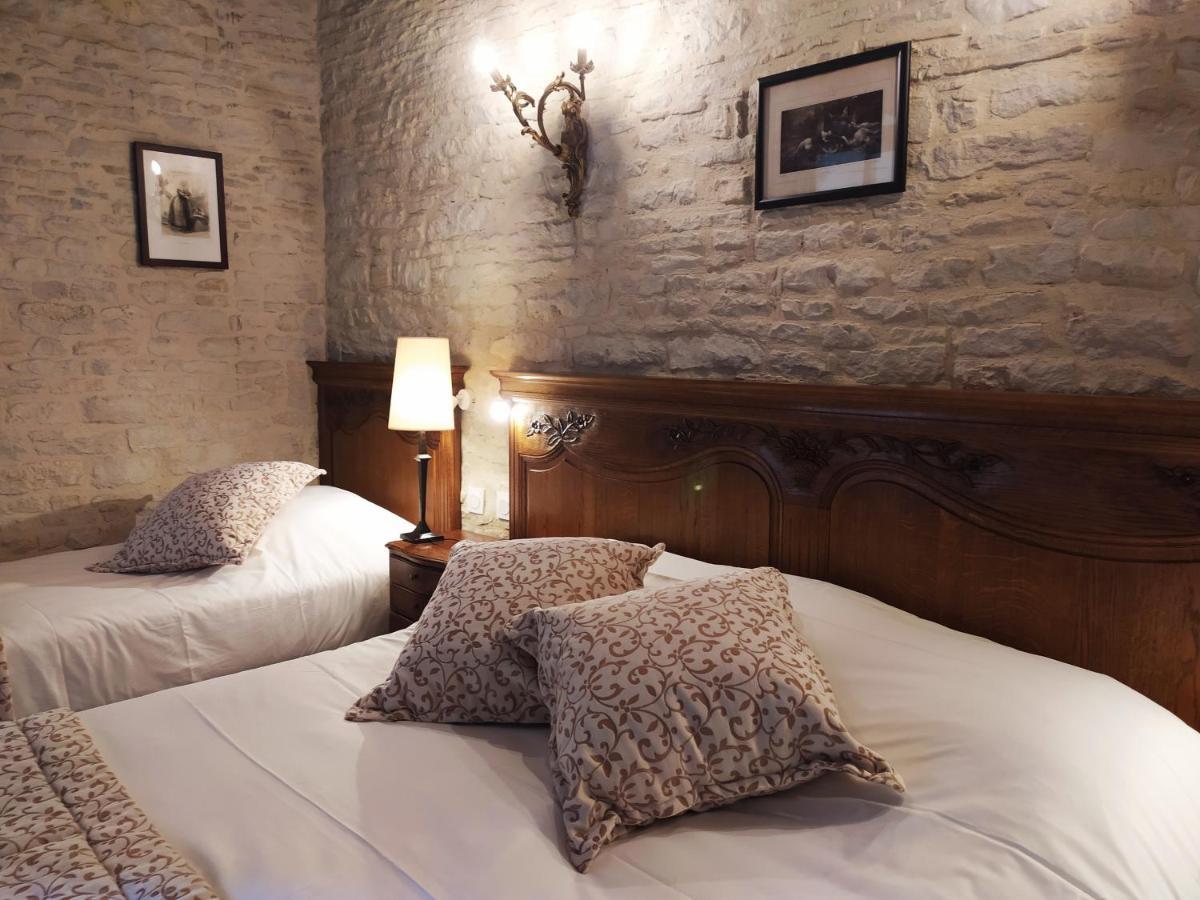 Hotel Le Manoir De Mathan Crepon A La Campagne 5 Mn D'Arromanches Et 10 Mn De Bayeux מראה חיצוני תמונה