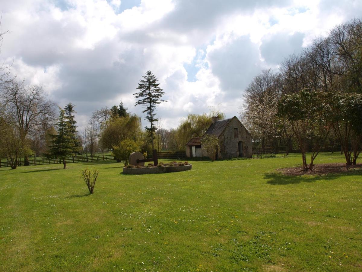 Hotel Le Manoir De Mathan Crepon A La Campagne 5 Mn D'Arromanches Et 10 Mn De Bayeux מראה חיצוני תמונה