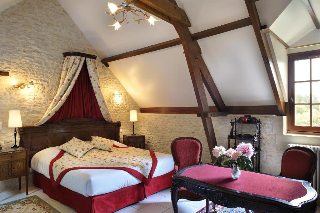 Hotel Le Manoir De Mathan Crepon A La Campagne 5 Mn D'Arromanches Et 10 Mn De Bayeux חדר תמונה